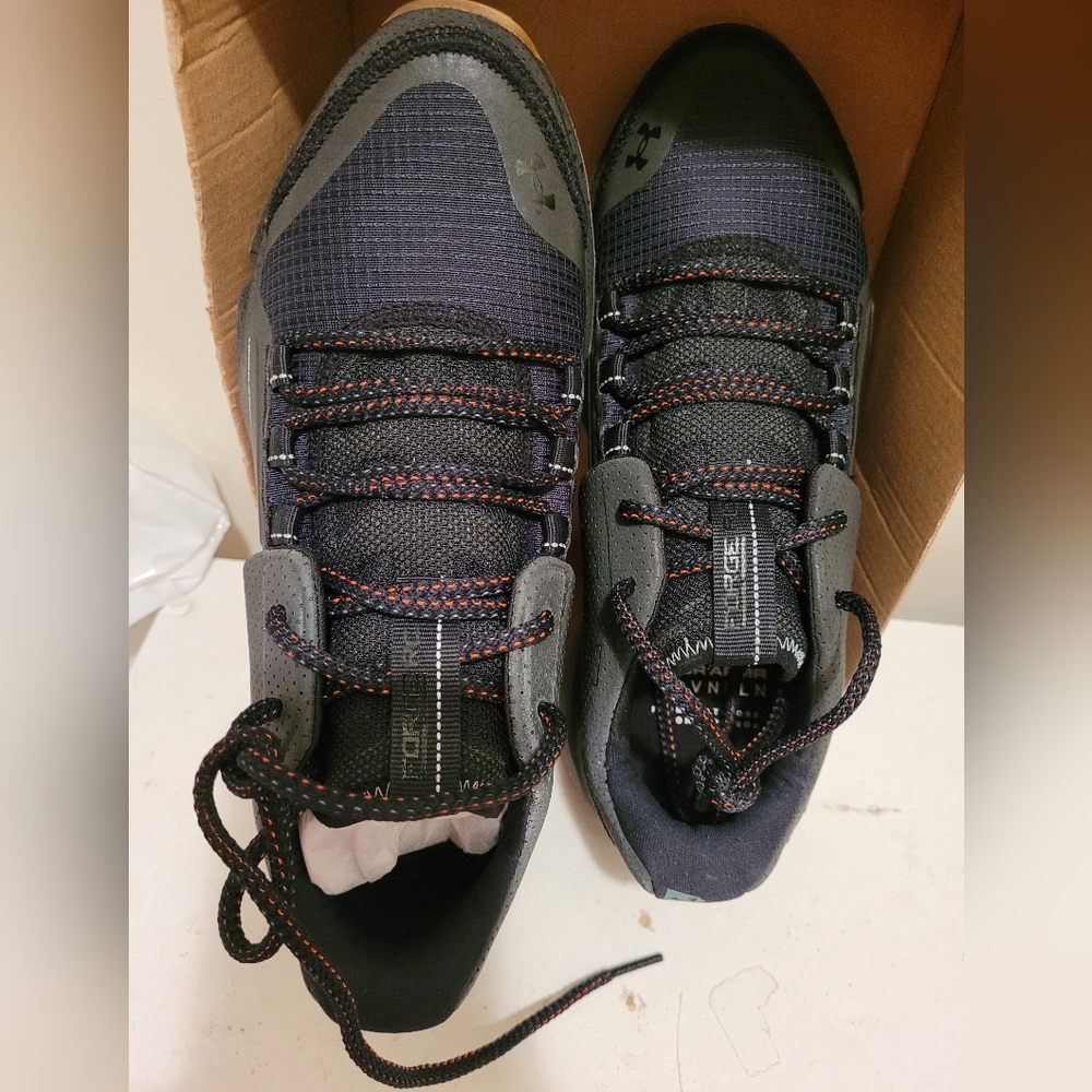 UNDER ARMOUR SHOES NEW
